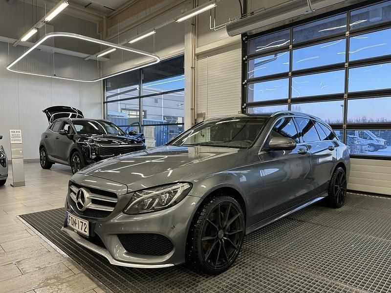 Käytetty Mercedes C220 Business 170 HP (125 kW) 2017 Harmaa Farmari