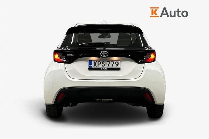 Käytetty Toyota Yaris Multidrive S 125 HP (91 kW) 2021 Viistoperä