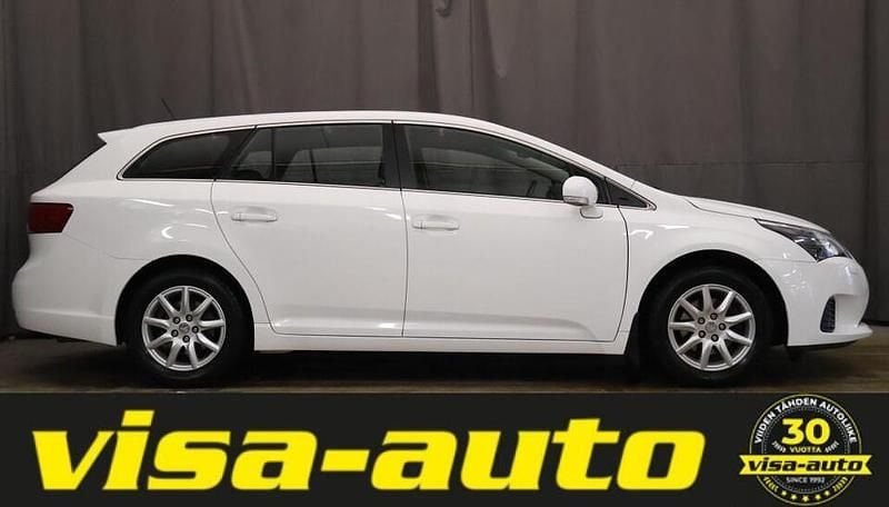 Käytetty Toyota Avensis Edition 132 HP (97 kW) 2013 Valkoinen Farmari