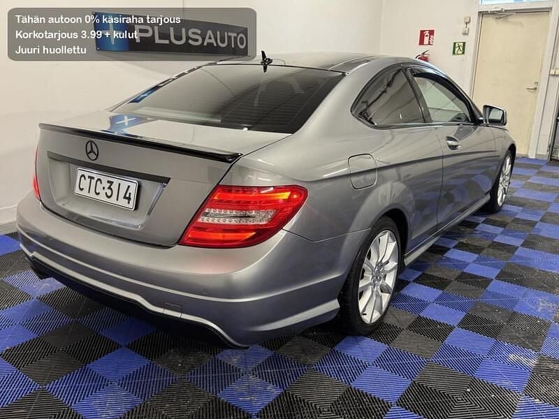 Käytetty Mercedes C250 AMG 204 HP (150 kW) 2012 Coupe - kaksiovinen