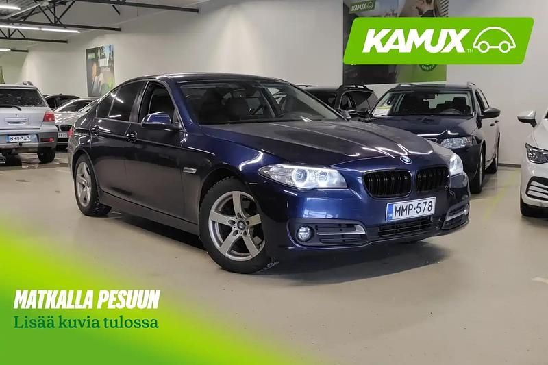 Käytetty BMW 520 Exclusive 190 HP (139 kW) 2016 Sininen Sedan