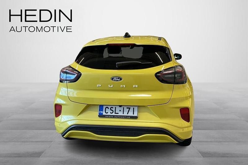 Käytetty Ford Puma Gen-E Standard Range 124 kW (169 HP) 2025 Keltainen Katumaasturi