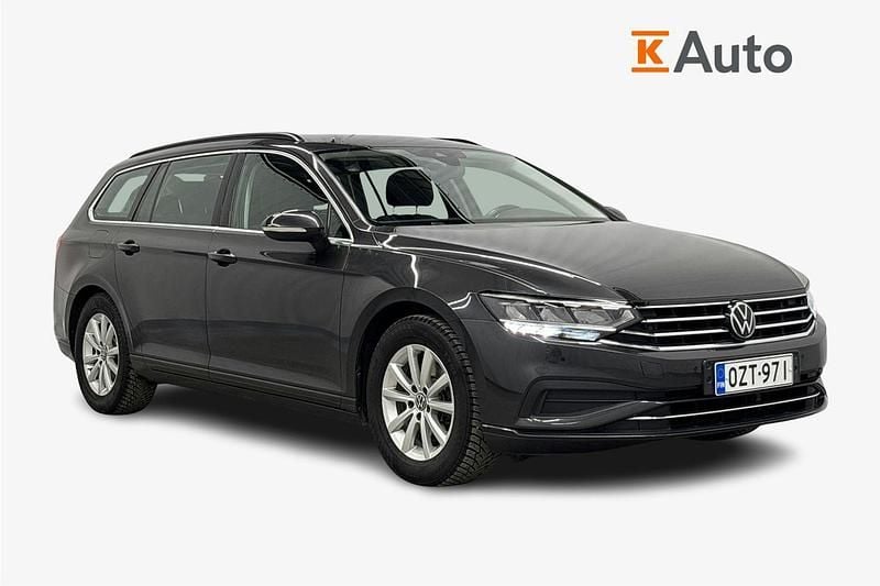Käytetty VW Passat Comfortline 150 HP (110 kW) 2023 Harmaa Farmari