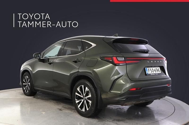 Käytetty Lexus NX450h+ Executive Line 306 HP (225 kW) 2022 Musta Katumaasturi