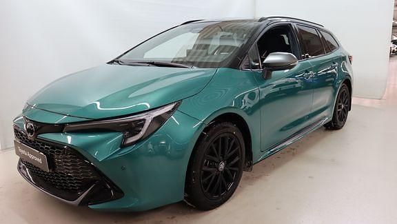 Käytetty Toyota Corolla Business Edition 182 HP (133 kW) 2025 Vihreä Farmari
