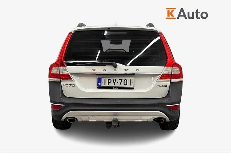 Käytetty Volvo XC70 Business Edition 181 HP (133 kW) 2016 Valkoinen Farmari