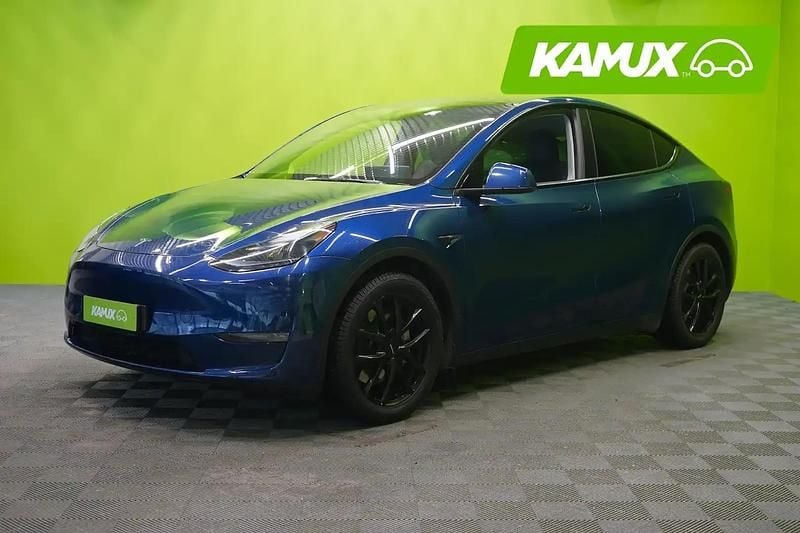 Käytetty Tesla Model Y 258 kW (351 HP) 2022 Sininen Katumaasturi