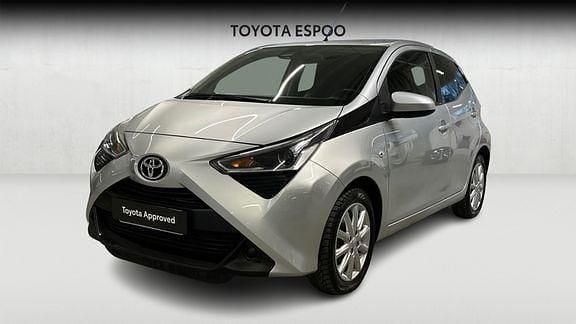 Hopea Käytetty 2021 Toyota Aygo X-play Viistoperä | 10 990 € (Hyvä tarjous) - Kuva 1/4