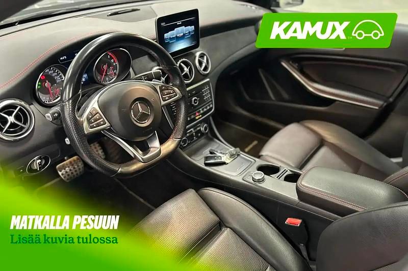 Käytetty Mercedes GLA220 AMG line 177 HP (130 kW) 2017 Musta Katumaasturi