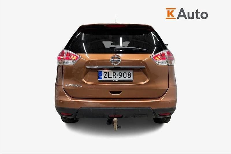 Käytetty Nissan X-Trail Tekna 177 HP (130 kW) 2017 Katumaasturi