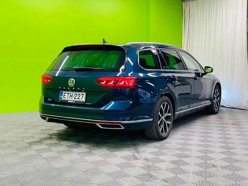 Käytetty VW Passat GTE 156 HP (114 kW) 2020 Sininen Farmari
