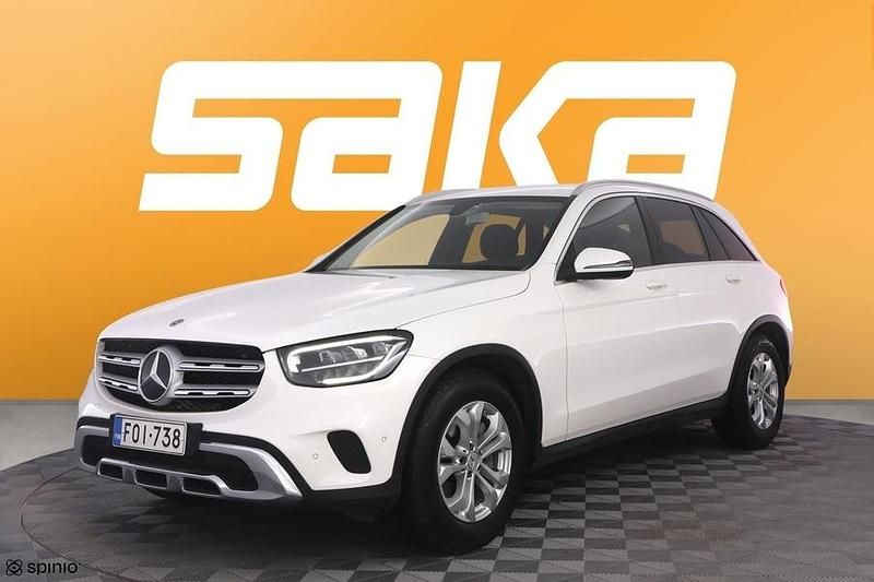 Käytetty Mercedes GLC300 Business 245 HP (180 kW) 2020 Katumaasturi
