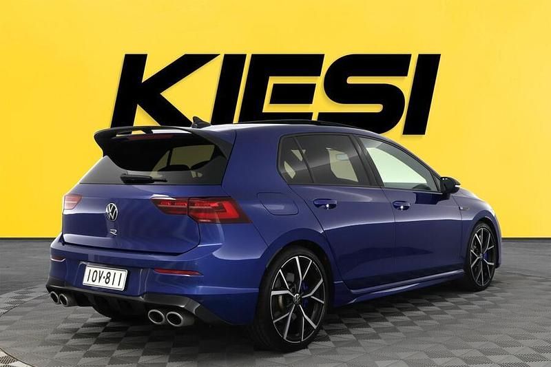 Käytetty VW Golf VIII R 320 HP (235 kW) 2021 Viistoperä