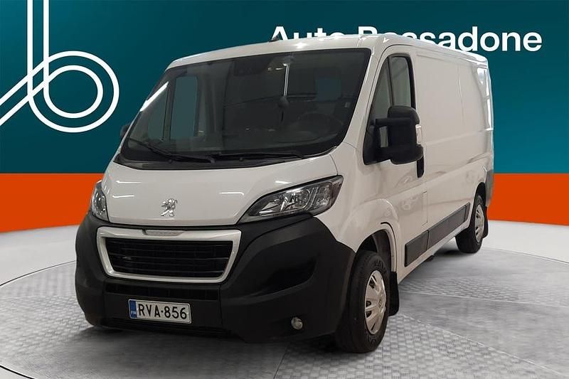 Käytetty Peugeot Boxer S 120 HP (88 kW) 2023 Van