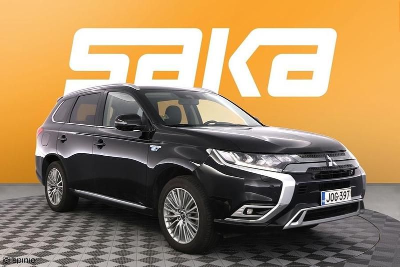 Käytetty 2020 Mitsubishi Outlander P-HEV Active Katumaasturi | 23 900 € (Perustarjous) - Kuva 1/3