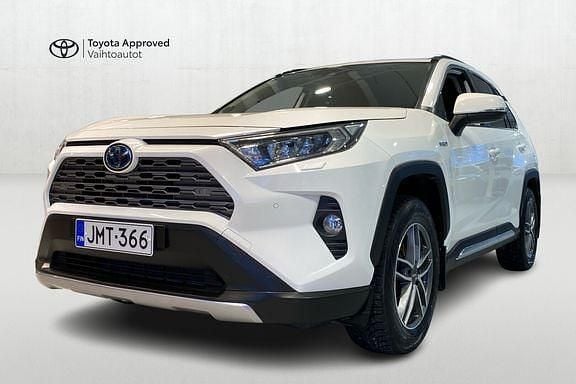 Käytetty Toyota RAV4 Active 219 HP (161 kW) 2019 Valkoinen Katumaasturi