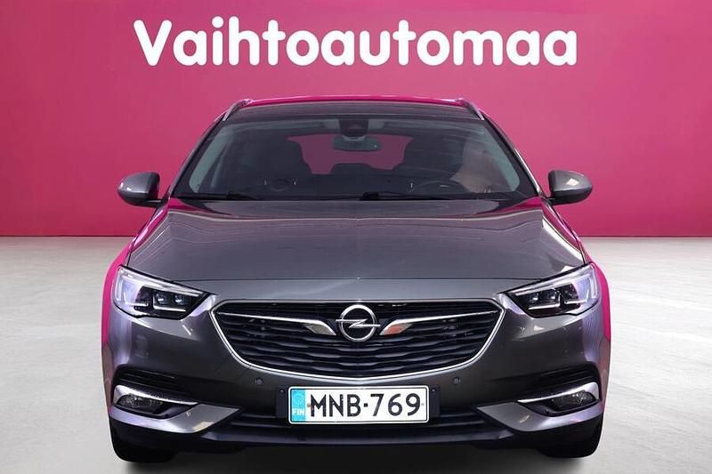 Käytetty Opel Insignia Innovation 136 HP (100 kW) 2019 Farmari