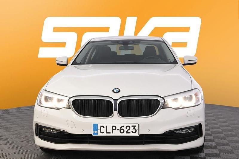 Käytetty BMW 520 Sport Line 190 HP (139 kW) 2018 Sedan