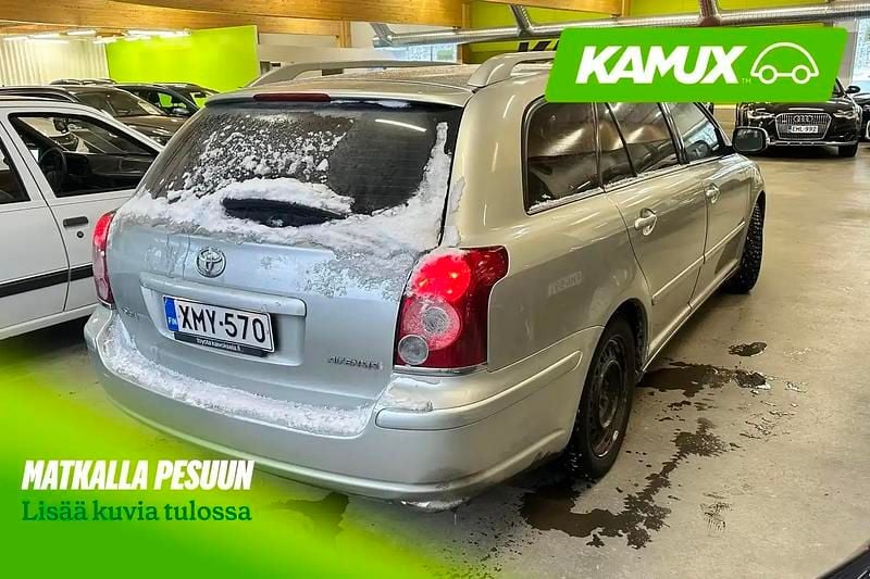 Käytetty Toyota Avensis 147 HP (108 kW) 2006 Hopea / harmaa Farmari