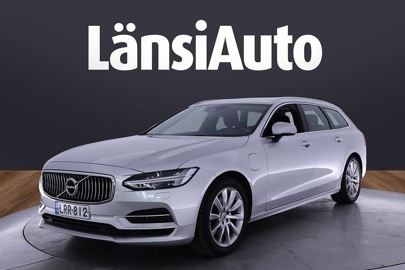 Käytetty 2020 Volvo V90 Momentum Farmari | 24 190 € (Perustarjous) - Kuva 1/1
