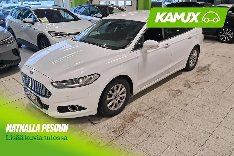 Käytetty Ford Mondeo Titanium 179 HP (131 kW) 2015 Valkoinen Farmari