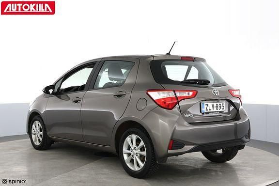 Käytetty Toyota Yaris Active 112 HP (82 kW) 2018 Harmaa Viistoperä