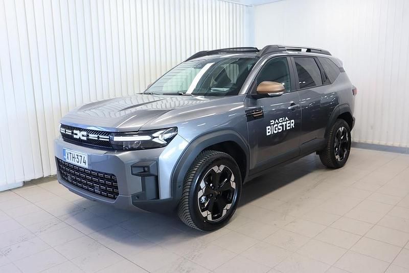 Käytetty Dacia Bigster Extreme 131 HP (96 kW) 2025 Harmaa Katumaasturi