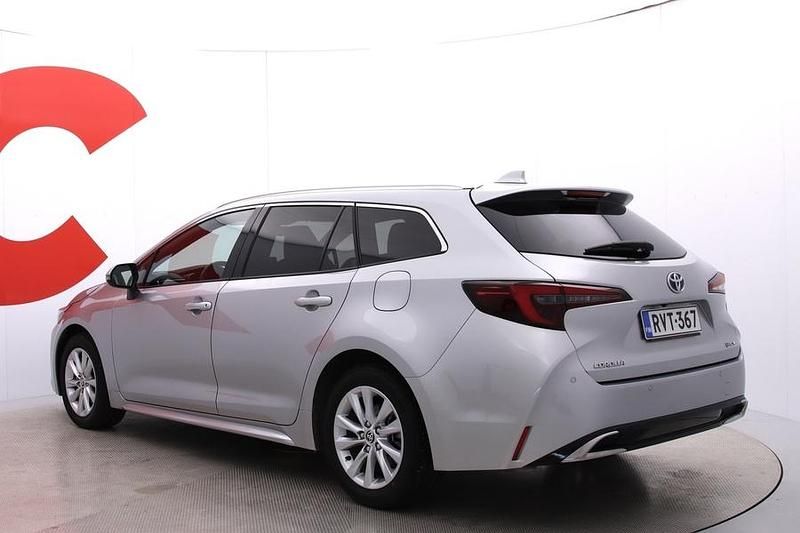 Käytetty Toyota Corolla Active 140 HP (102 kW) 2024 Hopea Farmari