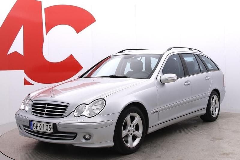 Harmaa Käytetty 2007 Mercedes C200 Avantgarde Farmari | 9 990 € - Kuva 1/4