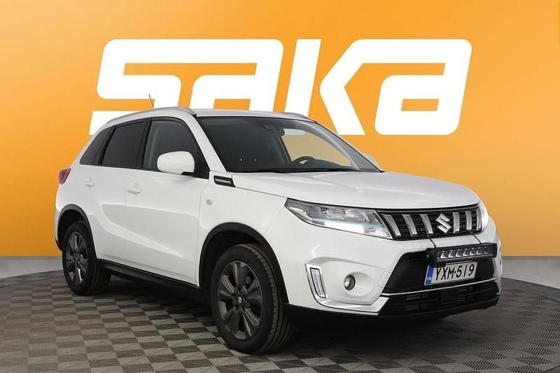 Käytetty Suzuki Vitara GL 129 HP (94 kW) 2022 Katumaasturi