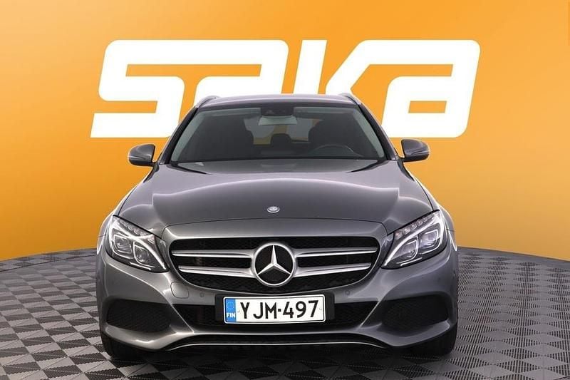 Käytetty Mercedes C220 Edition 170 HP (125 kW) 2017 Farmari