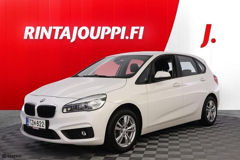 Käytetty BMW 218 Active Tourer Sport Line 150 HP (110 kW) 2014 Valkoinen Tila-auto