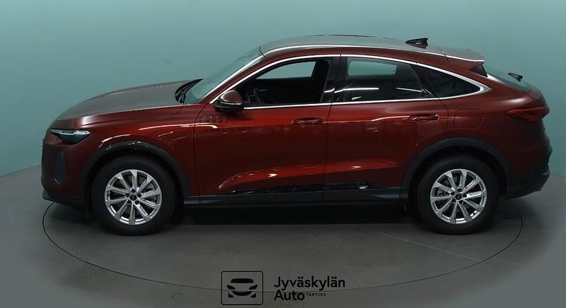 Käytetty Audi Q5 Sportback 299 HP (219 kW) 2025 Punainen Katumaasturi