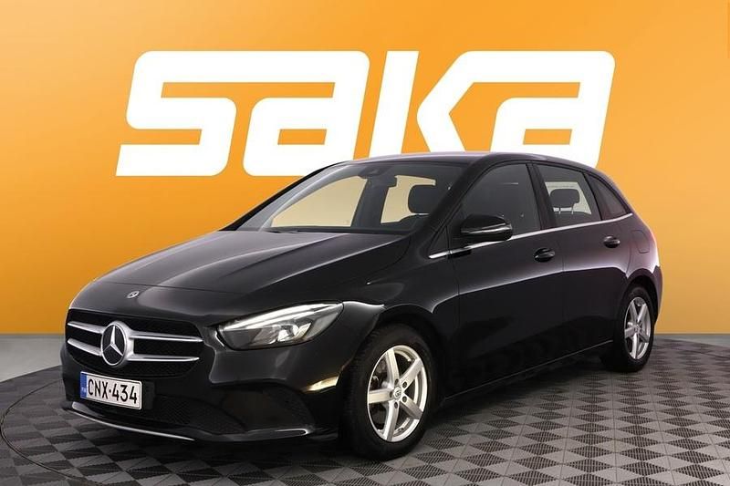 Käytetty Mercedes B180 Style 116 HP (85 kW) 2020 Tila-auto