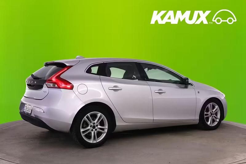 Käytetty Volvo V40 Business Edition 114 HP (83 kW) 2015