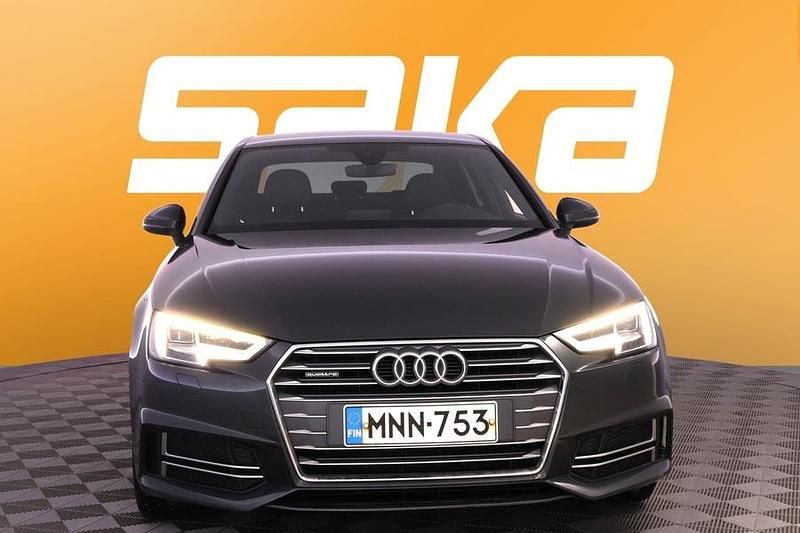 Käytetty Audi A4 Business 190 HP (139 kW) 2018 Sedan