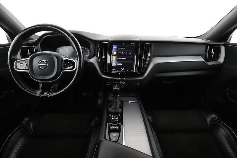 Käytetty Volvo XC60 Business Edition 254 HP (186 kW) 2018 Katumaasturi