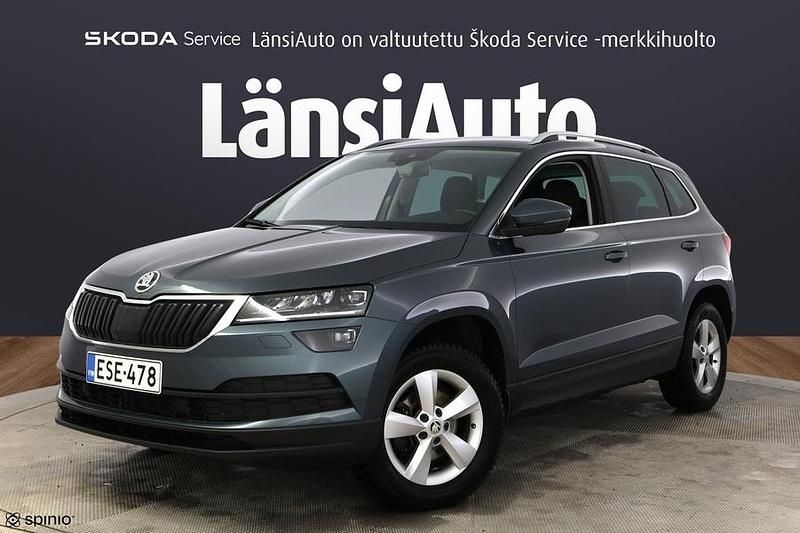 Käytetty Skoda Karoq Business Line 150 HP (110 kW) 2020 Katumaasturi