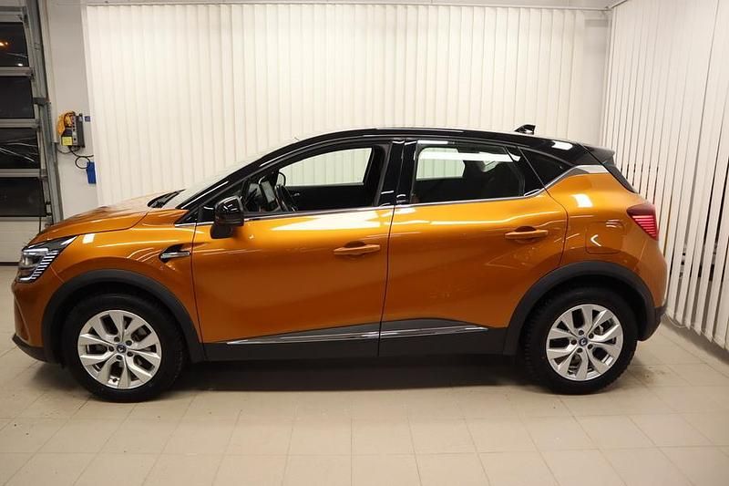 Käytetty Renault Captur Intens 92 HP (67 kW) 2020 Oranssi Katumaasturi