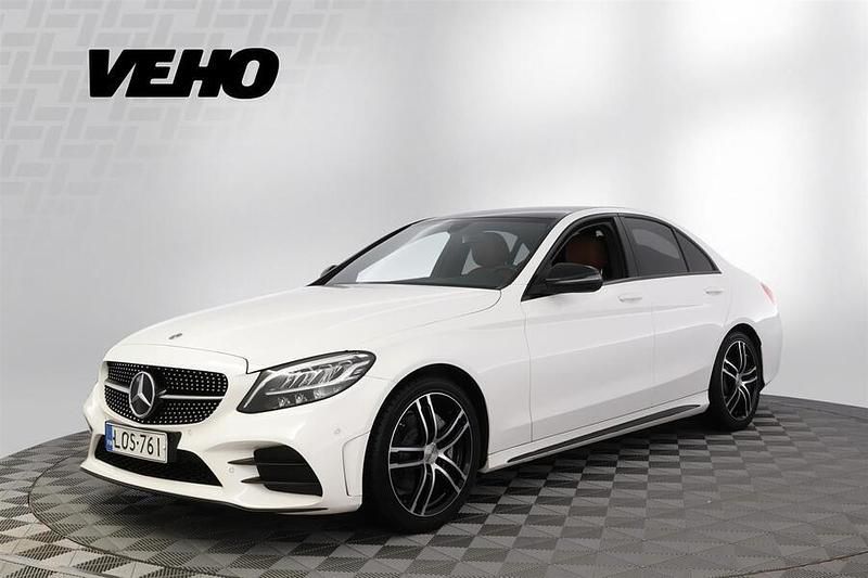 Valkoinen Käytetty 2019 Mercedes A180 Business Sedan | 27 500 € (Kallis) - Kuva 1/4