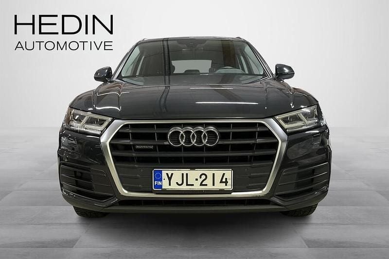 Käytetty Audi Q5 Business 190 HP (139 kW) 2017 Vihreä Katumaasturi