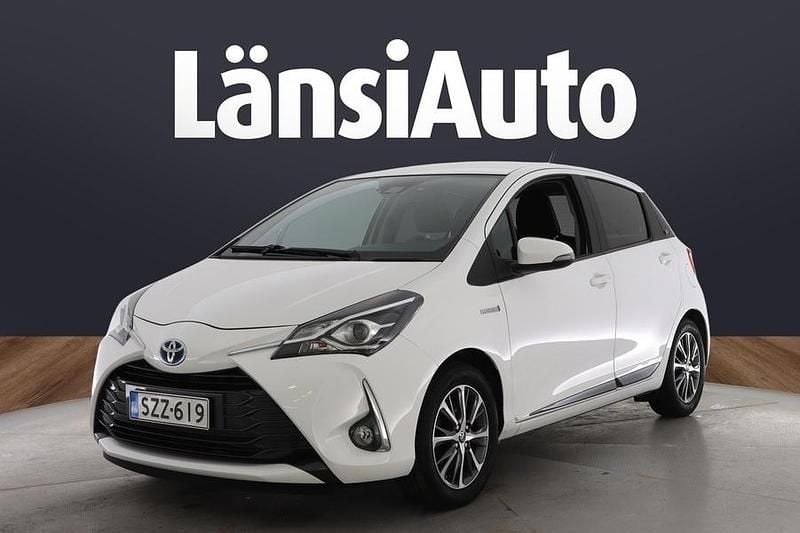 Valkoinen Käytetty 2020 Toyota Yaris Hybrid Edition Viistoperä | 15 880 € (Perustarjous) - Kuva 1/1