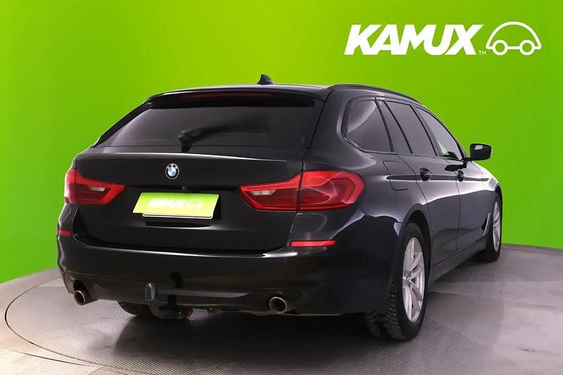 Käytetty BMW 518 150 HP (110 kW) 2019 Musta Farmari