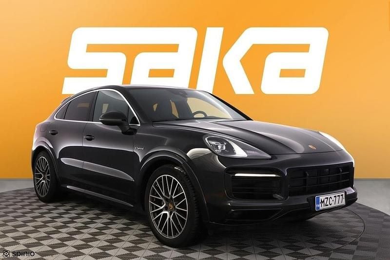 Käytetty Porsche Cayenne Sport 462 HP (339 kW) 2021 Katumaasturi
