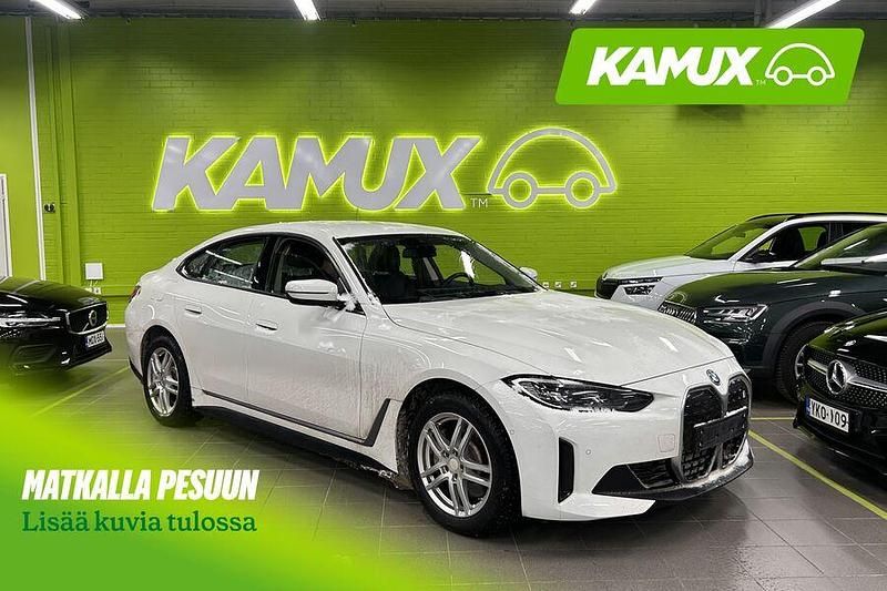 Valkoinen Käytetty 2023 BMW i4 Sedan | 38 900 € (Hyvä tarjous) - Kuva 1/4