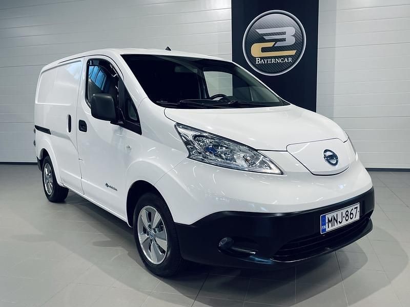 Käytetty Nissan e-NV200 Premium Edition 2018 Valkoinen Tila-auto
