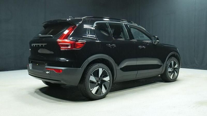 Uusi Volvo EX40 Plus 175 kW (238 HP) 2025 Katumaasturi