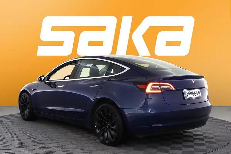 Käytetty Tesla Model 3 Standard Range 239 kW (325 HP) 2020 Sedan