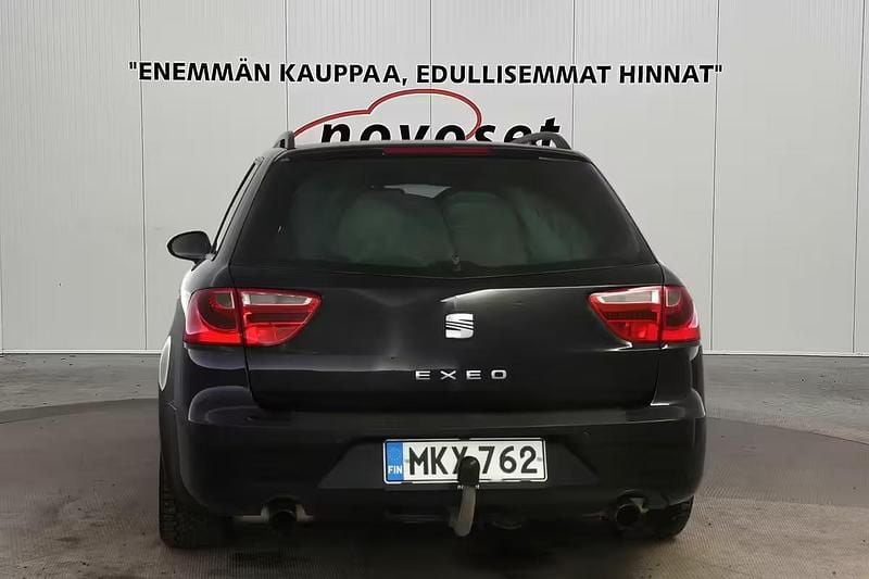 Käytetty Seat Exeo Sport 200 HP (147 kW) 2012 Musta Farmari