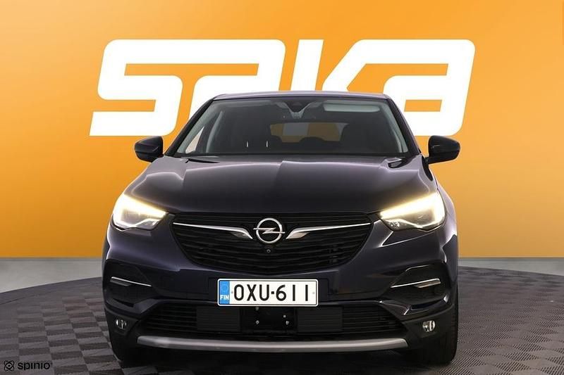 Käytetty Opel Grandland X Innovation 131 HP (96 kW) 2019 Katumaasturi